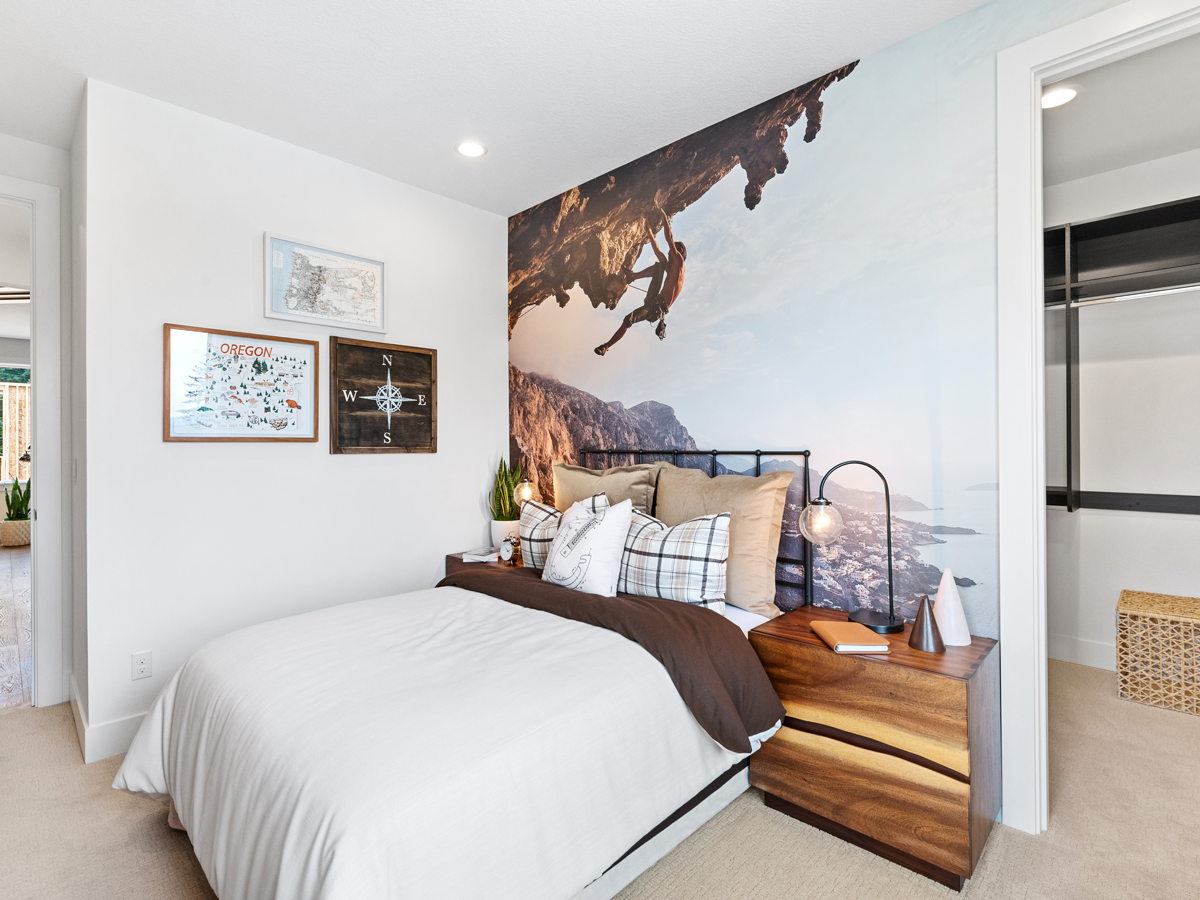 Camas Meadows Bedroom