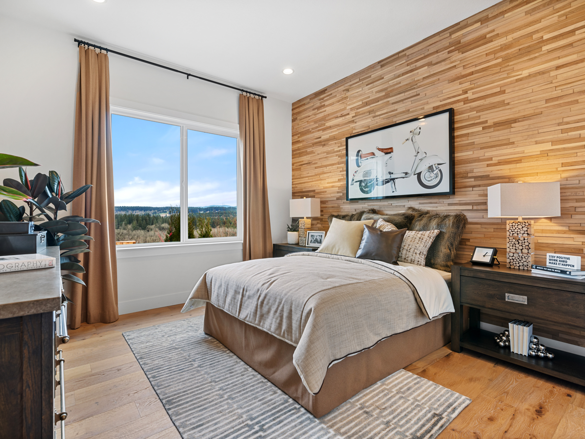 Camas Meadows Bedroom