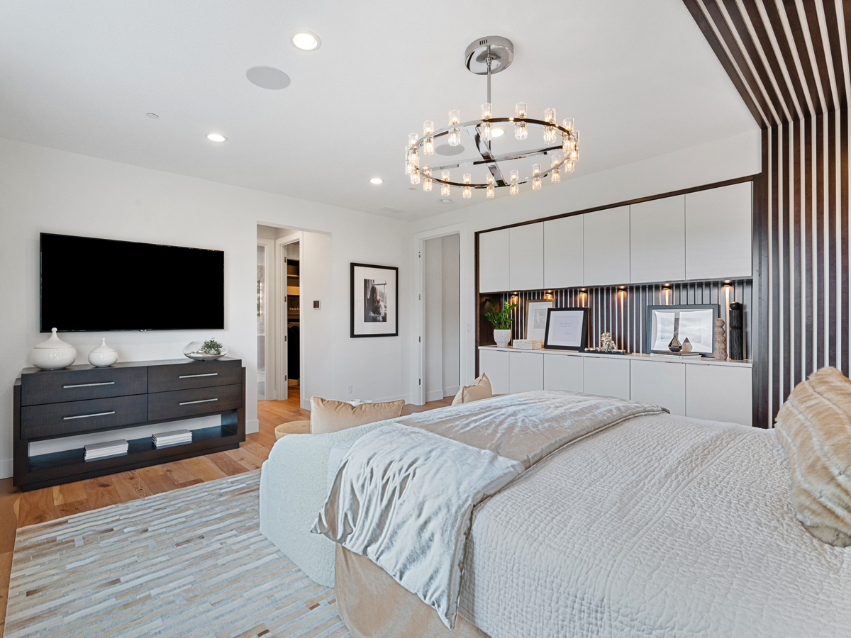 Camas Meadows Bedroom