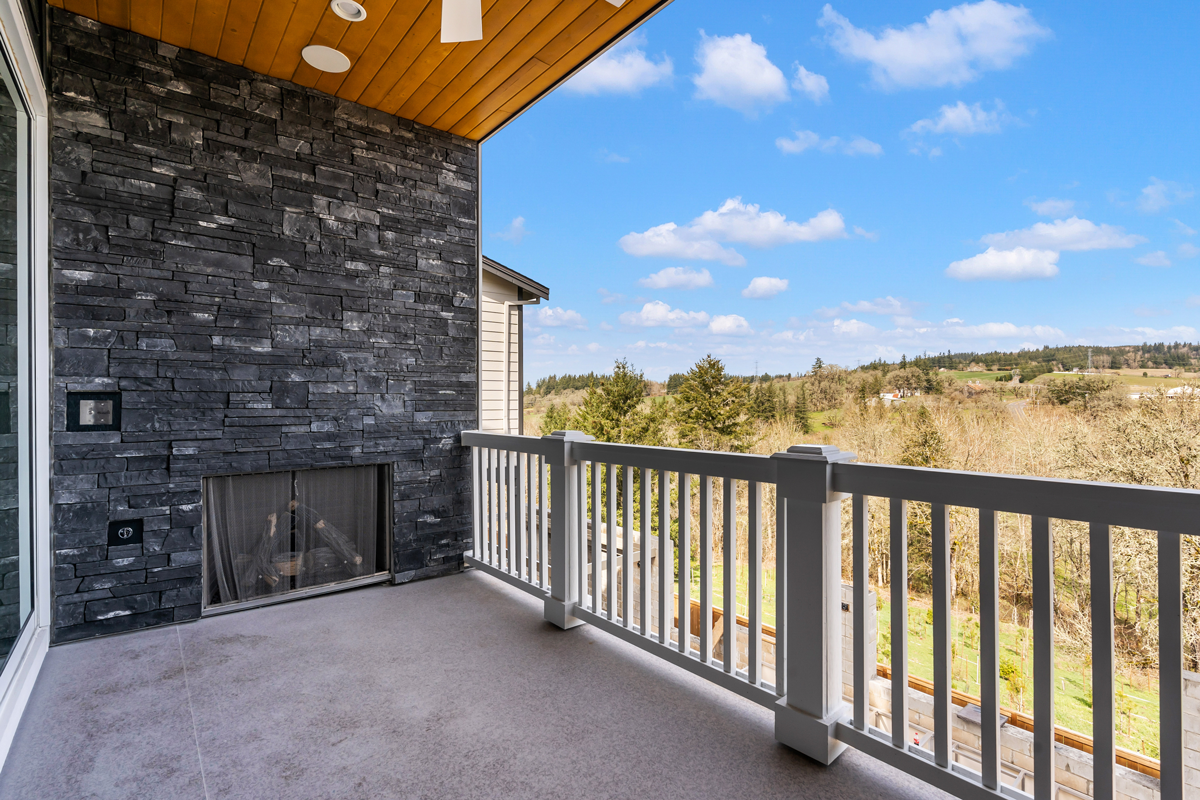 Donovan Basement Farmhouse patio deck