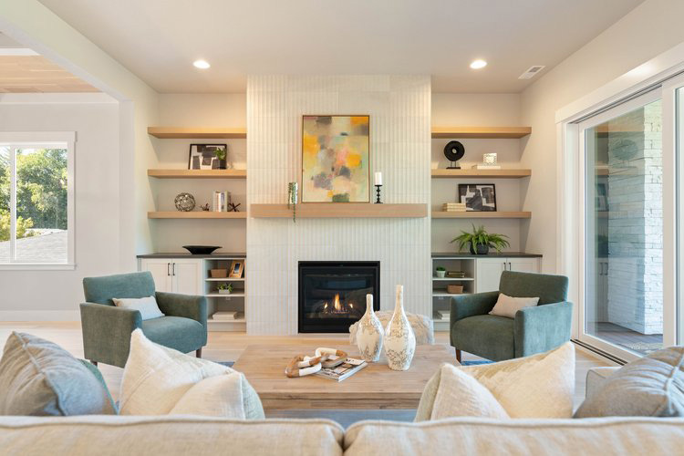 Tulane Meadows home living room